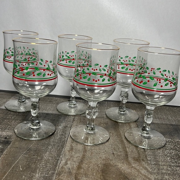 Arby's | Dining | Vintage Arbys 8s Holly Berries Stemware Gold Rim ...